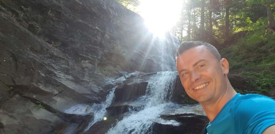 Sarajevo: Prokoko Lake and Kozice Waterfalls 4x4 Tour - Traditional Bosnian Lunch with Coffee & Mountain Tea