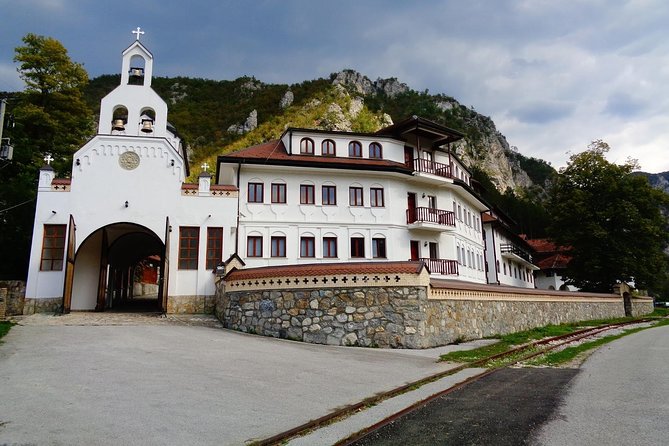 Sarajevo to Belgrade Full Day Tour one-way - The Scenic Hilltop of Banjska Stena