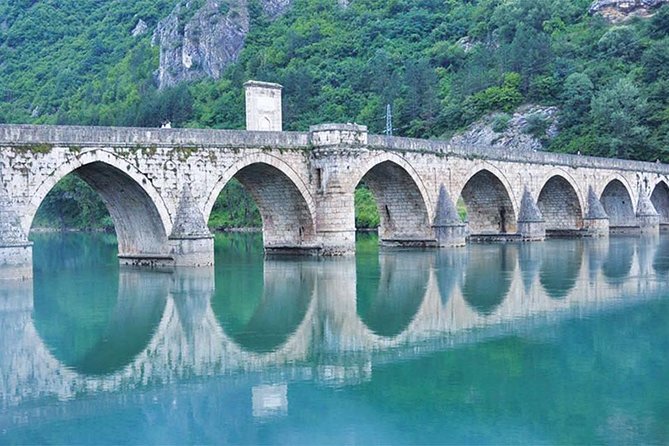 Sarajevo to/from Belgrade UNESCO Transfer Day Tour (Fees Incl.) - Exploring UNESCO Necropolises in Bosnia