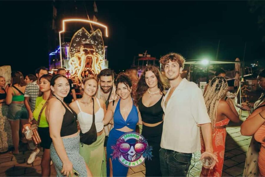 Sarande: Pub Crawl & Boat Party, 6 Shots, 1 Beer Club Entry - Starting the Night at Sarandës Rooftop Bar with Spectacular Views