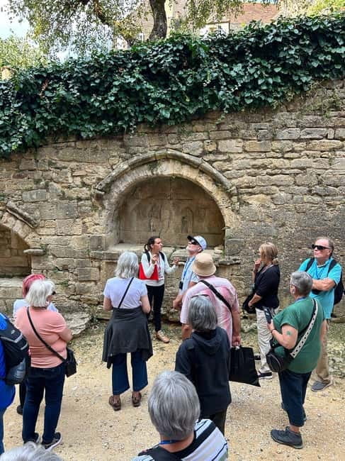 Sarlat: Travel Sketchbook - From the Episcopal Palace to the Market Squares
