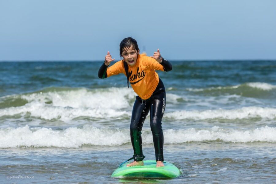 Scheveningen Beach: 1,5-Hour Surf Experience for kids - Location and Meeting Point at Scheveningen Beach
