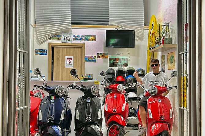 Scooter Vespa rental - The Advantages of Choosing Blancos Motum in Naples