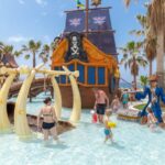 Seapark: Swimming in Pool Aquarium with Authentic Creatures - A Range of Pools for All Ages and Preferences