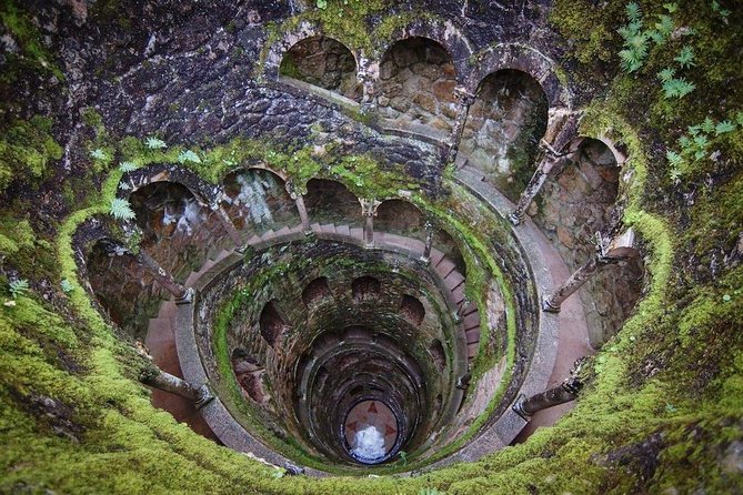 Secret Sintra: Tour with Palácio da Pena & Regaleira - Exploring Sintra’s Enchanting Historic Center