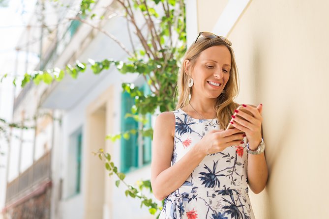 Secrets of Skopelos town - Wine Tasting in a Local Taverna