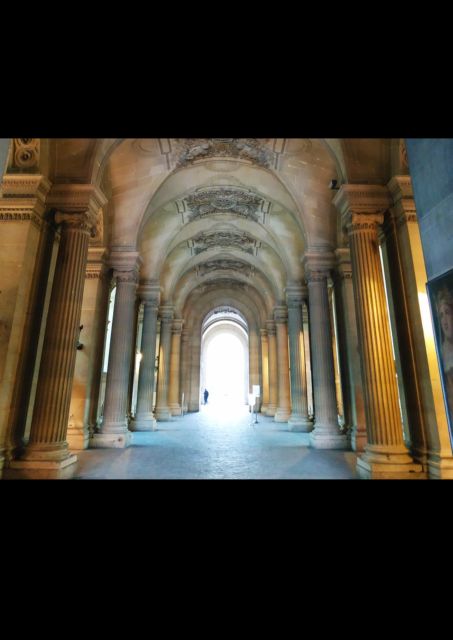 See 10+ Top Paris Sights - Fun Local Guide - Inside the Magnificent Sacré-Cœur Basilica (10-minute sightseeing)
