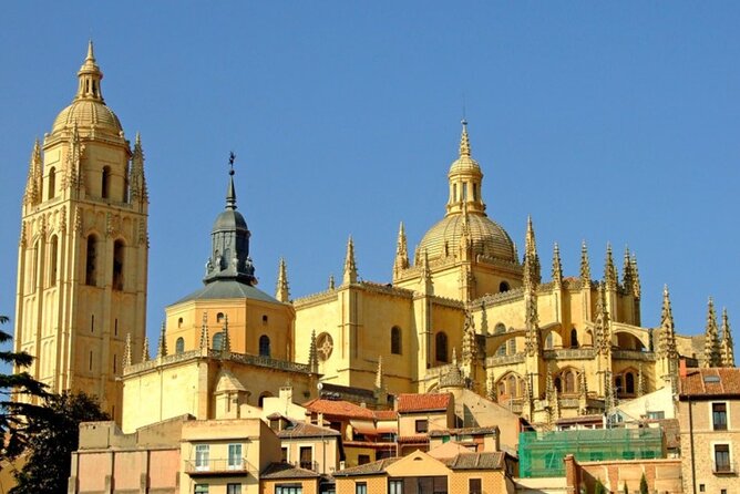 Segovia Tour with Guided Walking Tour Included - Convenient Round-Trip Transportation from Madrid