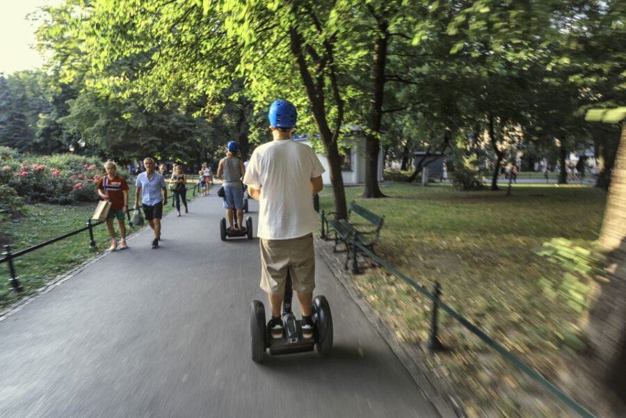 Segway Tour Krakow: Royal Route - 1-Hour Taste of Adventure! - From the Old Town to the Castle District