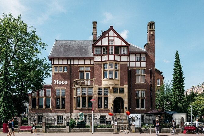 Self-Guided Amsterdam Scavenger Hunt: Amsterdam's Art Scene - Starting Point at Museumstraat 1 in Amsterdam