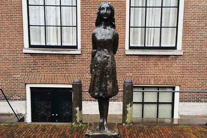 Self-Guided Audio Tour Holocaust Series: The Jewish Quarter - Visiting the Auschwitz Monument – A Site of Remembrance