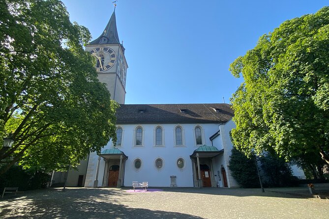 Self-Guided Reading City Tour in Zurich - Exploring Alfred Escher and Pestalozzi Monuments
