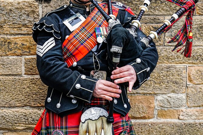 Self Guided Royal mile Audio Tour in Edinburgh - The Scottish Parliament: Modern Architecture and Politics