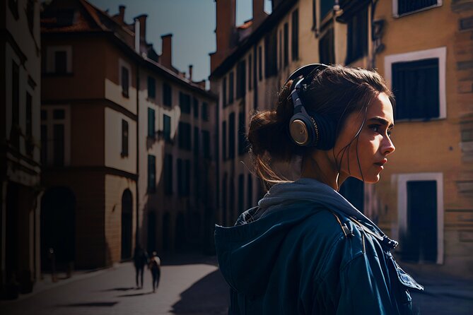 Self Guided Tours Amsterdam With 100 Captivating Audio Stories - Exploring Zeedijk and Amsterdam’s Chinatown