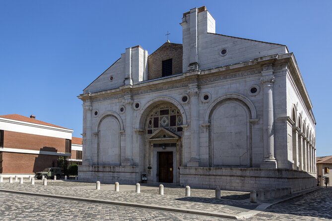 Semi-private Rimini Tour of City Highlights with Top-Rated Guide - The Architectural Marvel of Tempio Malatestiano