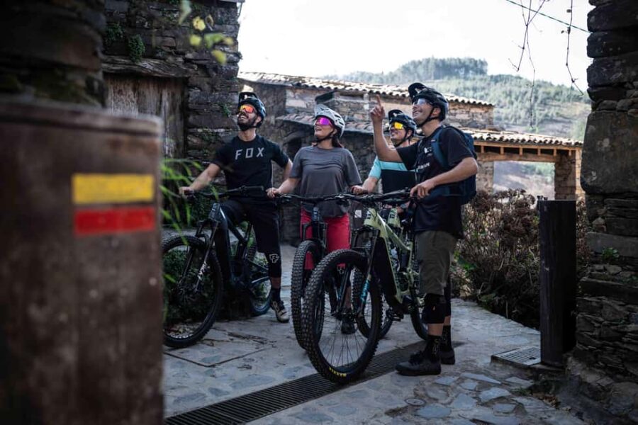 Serra da Lousã: Aldeias do Xisto Bike Tour with Local Guide - Starting Point in the Village of Lousã