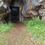 Serra dos Candeeiros by Van: Natural Park and Cave - Guided Exploration of Alcobertas Cave