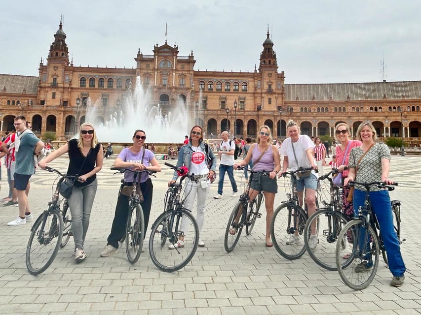 Sevilla: 100% Nederlandstalige Highlights Tour op E-BIKE - Starting Point in the Historic Barrio Santa Cruz