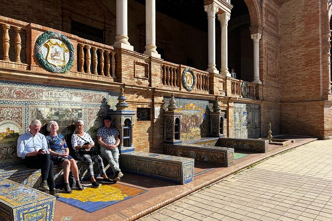 Sevilla: Essential Private Tour - Visiting Seville’s Iconic Cathedral from the Outside