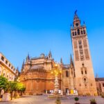 Sevilla: Guided tour to the Alcazar + Cathedral and Giralda - Break Before Visiting Seville Cathedral