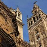 Seville: Alcázar, Cathedral, and Giralda Small-Group Tour - Visiting the Largest Gothic Cathedral in the World