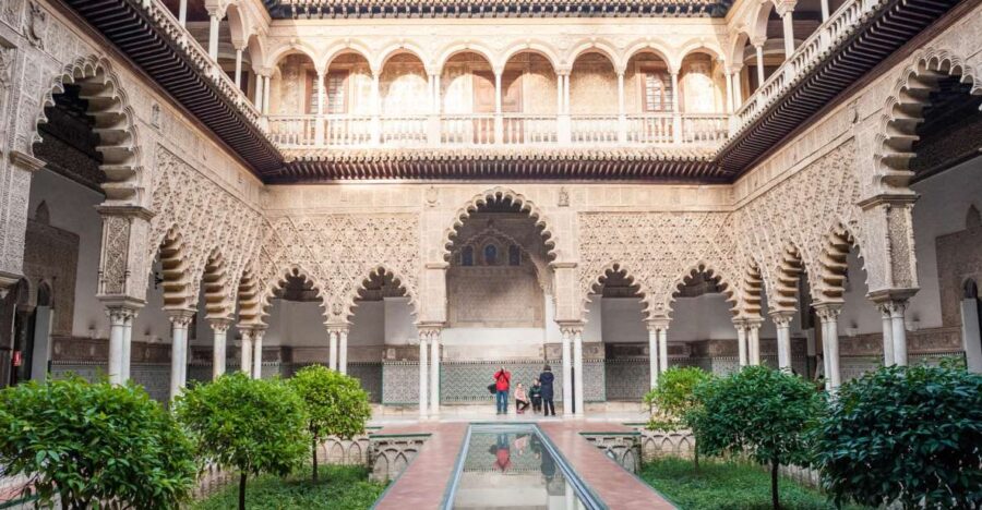 Seville: Alcázar Guided Tour - Exploring the Alcázar’s Diverse Architecture