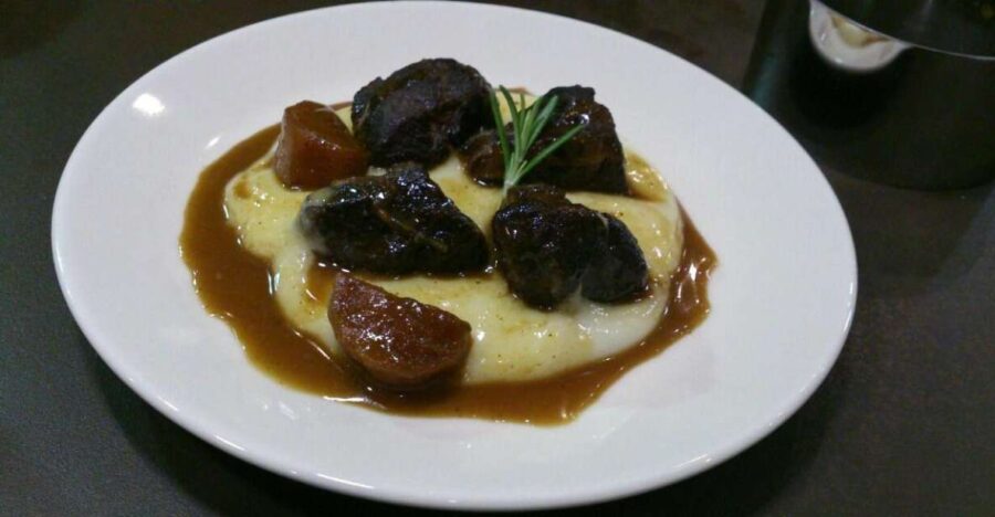 Seville: Andalusian Tapas Class - Starting Point at Triana Market in Seville