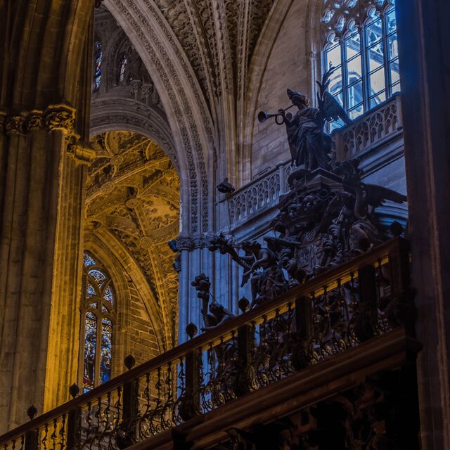 Seville: Fast Track Cathedral Giralda Tower Last minute Tour - Practicalities: Accessibility, Cancellation & What’s Not Included