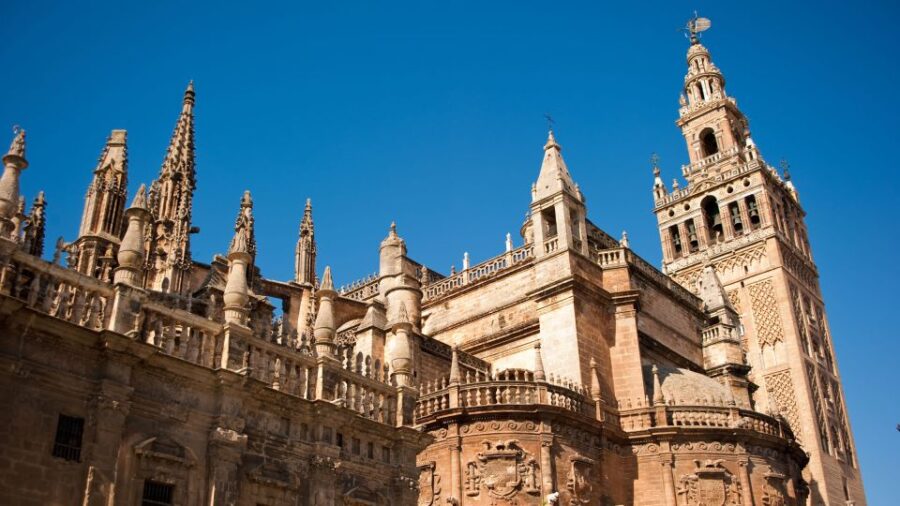 Seville: Guided Tour with Cathedral & Giralda Entrance - Inside the Iconic Giralda Tower