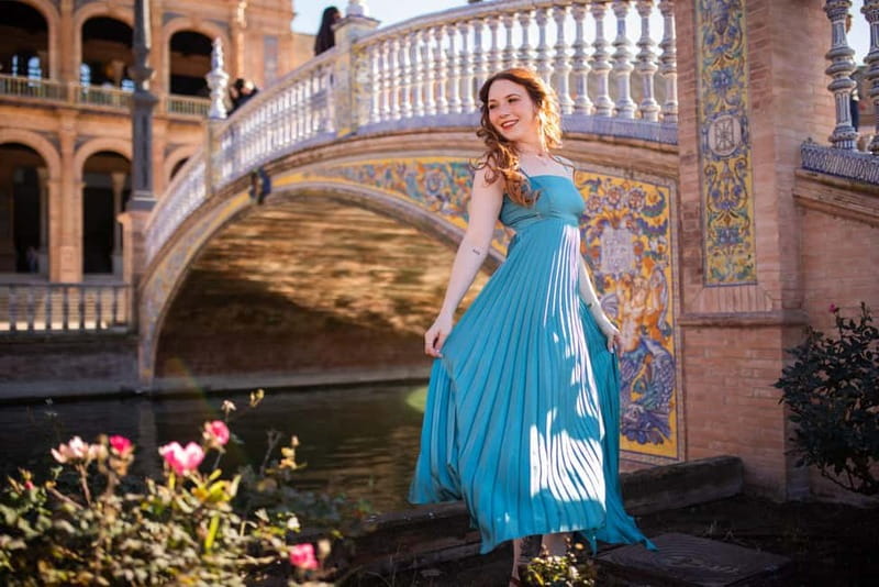 Seville: Professional Photoshoot and Video - Focused Tour Starting at Plaza de España’s North Tower