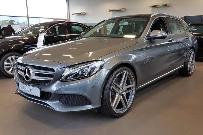 Seville to Granada Private Transfer - Inside the Vehicle: Comfort and Practicality