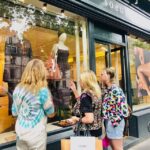 Shop like a Parisian with a fashion expert - The Experience of Personal Style Discovery