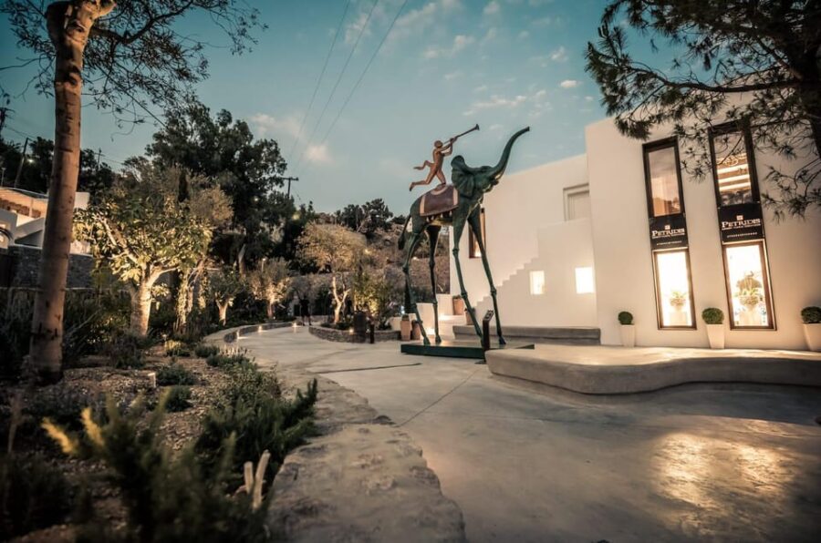 Shopping Tour in Mykonos-Exclusive and Private - Exclusive Visit to Nammos Village