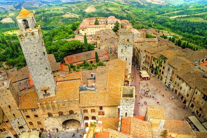 Shore excursion from Florence to San Gimignano and Siena - San Gimignano’s Medieval Center and Towers