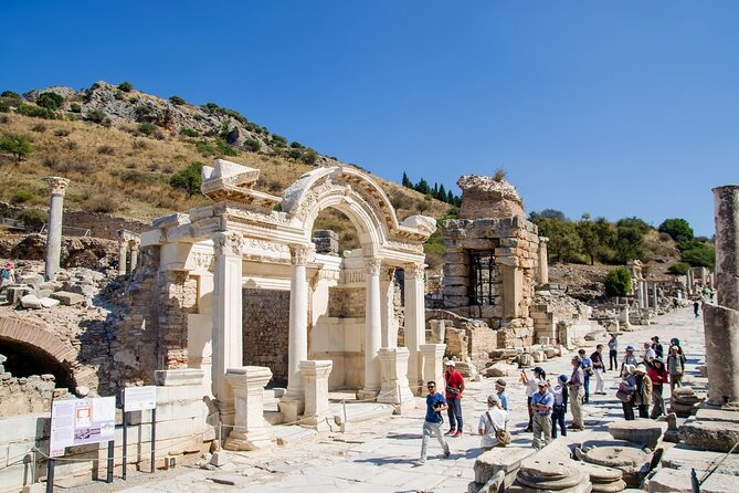 Shore Excursion; Private Ephesus and Artemis Temple from Kusadasi Cruise Port - Visiting the Ancient City of Ephesus: A Walk Through History