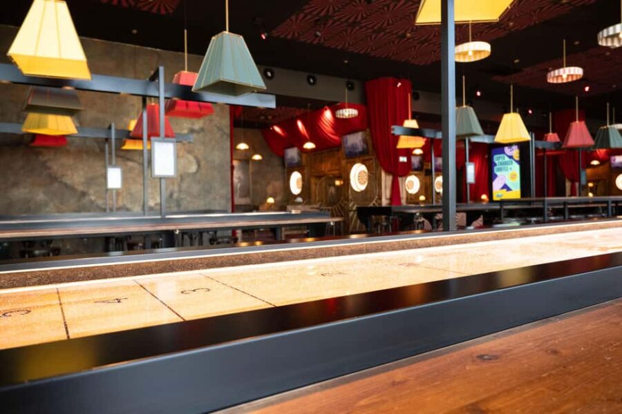 Shuffleboard 2.0 in Bordeaux - The Modern Shuffleboard Experience at Bassins à flot