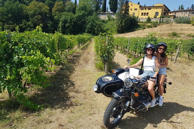 Sidecar tour in Florence and Chianti with wine tasting and lunch - The Marvelous View from Piazzale Michelangelo