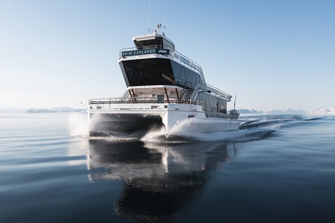 Silent Coastal Cruise to Kjerringøy - Scenic Sailing Along Bodø’s Rugged Coastline