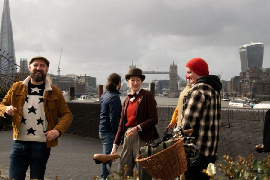 Sin & Salvation: River Thames Bike Tour - Starting Point at Hercules Road for a Historic London Adventure