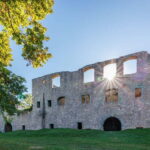 Singen: Guided tour of the Hohentwiel fortress ruins with a castle researcher - Discovering the History of the Hohentwiel Fortress