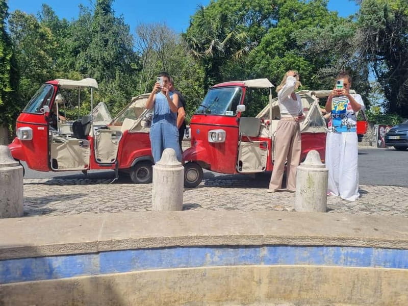 Sintra: 4-Hour Guided Tuk-Tuk Tour - Exploring Sintra’s Iconic Palaces and Castles