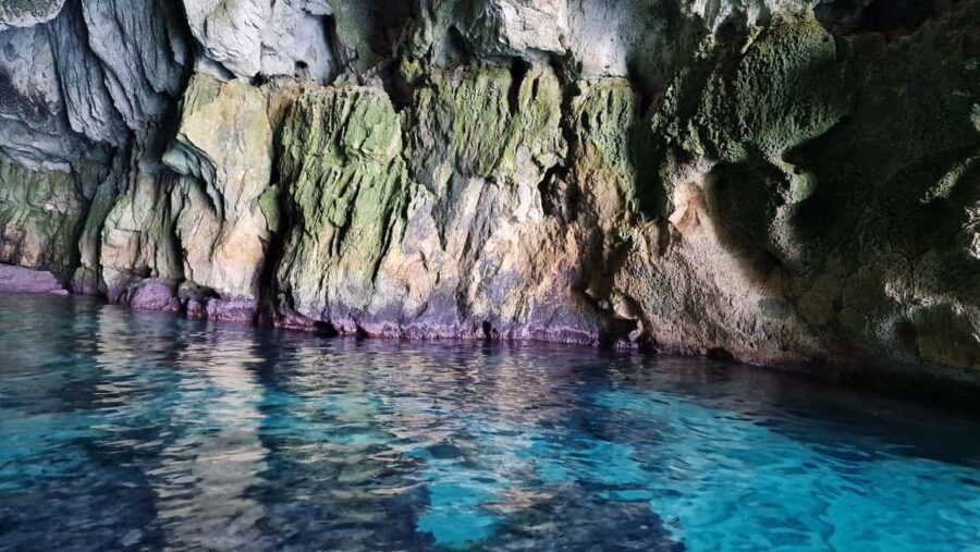 Siracusa: Ortigia & Sea Caves 1h Swim Stop, Prosecco & Fruit - Starting Point and Logistics in Siracusa