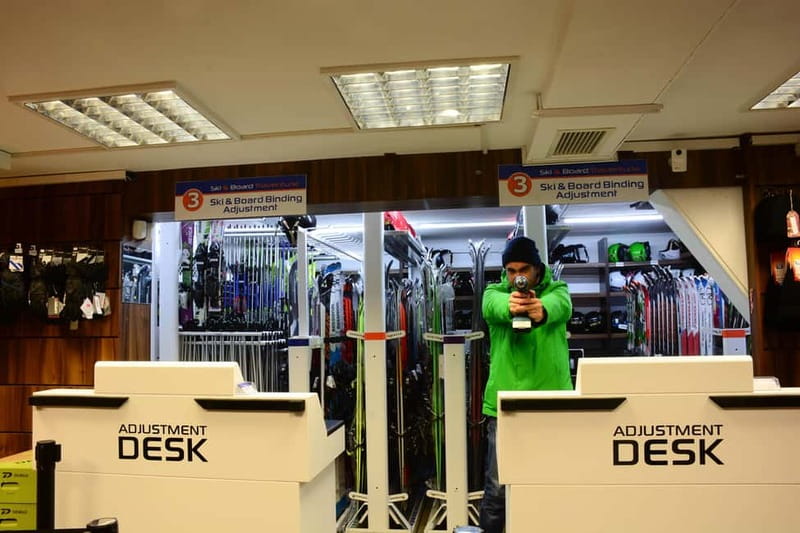 Ski and Snowboard equipment rental in Borovets - What to Expect on the Day of Rental