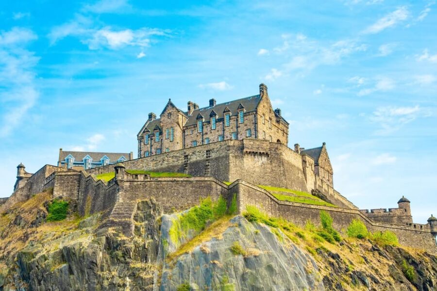 Skip-the-line Edinburgh Castle with Old Town Walking Tour - Starting Point at 82 High St in Edinburgh’s Old Town