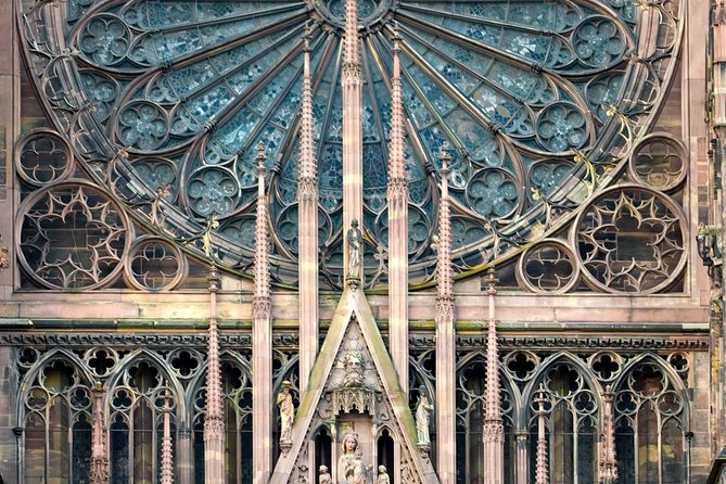 Skip the Line: Milan Duomo Guided Tour & Hop on Hop off optional - Accessing the Milan Duomo Without Waiting in Line