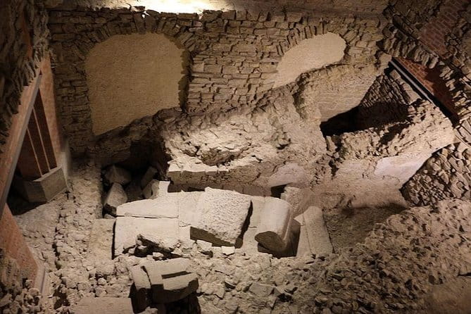 Skip the line Palazzo Vecchio Ticket Entrance - The Origins of Palazzo Vecchio in Florence’s Cityscape