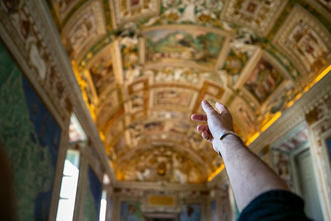 Skip the Line Vatican Pinacoteca Carriage Pavillon & Sistine Chapel Guided Tour - Starting Point: Caffè Vaticano and Meeting Details