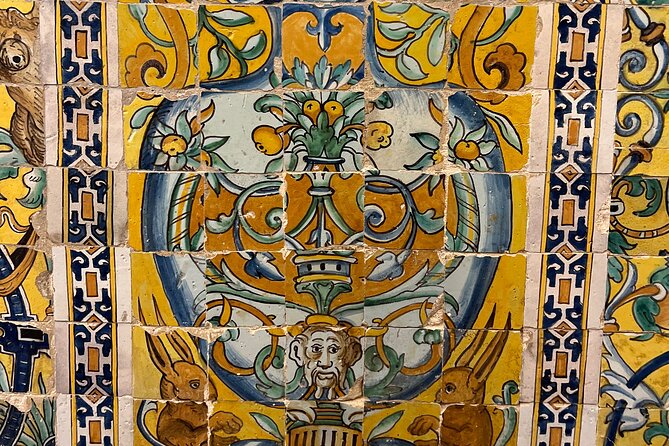Small-Group Alcazar of Seville Guided Tour with entry ticket - Inside the Alcazar: Highlights of the Visit