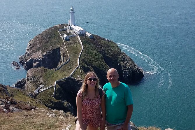 Small-Group Holyhead Shore Excursion Anglesey Highlights Tour - Exploring Anglesey’s Iconic Landmark: Llanfairpwllgwyngyll