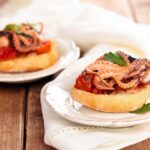 Small-group Street food tour in Viareggio - The Role of the Guide in Enhancing the Experience